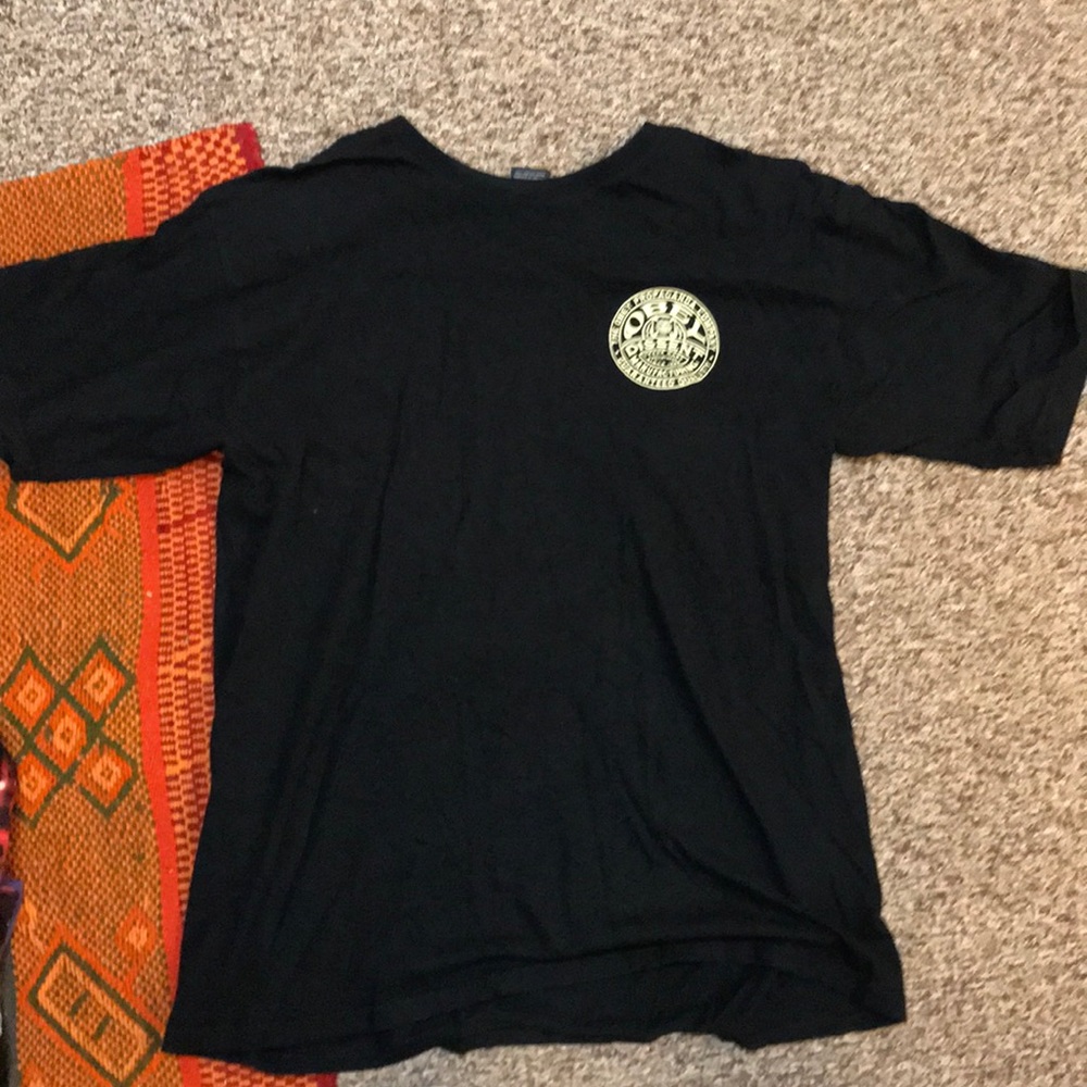 obey tee